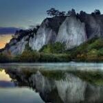 **Exploring the Variety of Gisou Hair Perfume Versions and Scents**